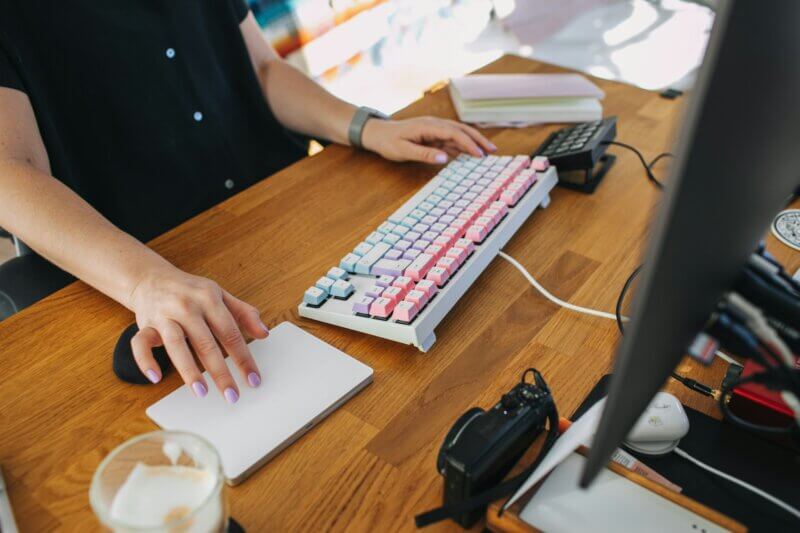 WordPressサイト移行代行サービスの選び方｜自力との比較と依頼時の注意点